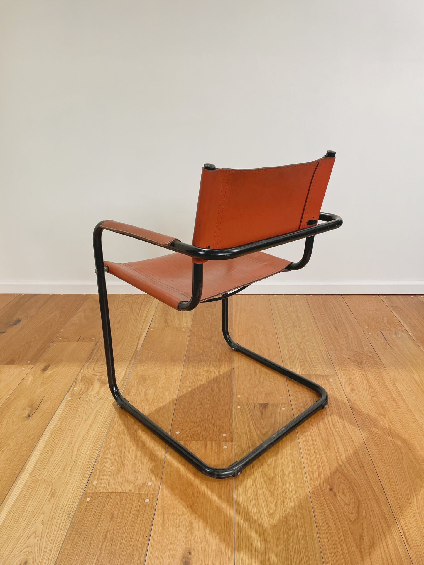 MG5 Centro Studio Cantilevered Chairs by Matt Stam, 1970s