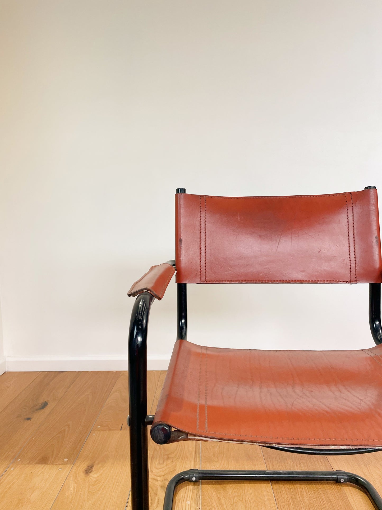 MG5 Centro Studio Cantilevered Chairs by Matt Stam, 1970s